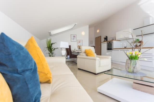 Luxury Apartment Anto With Sea View And Balcony Banjole Bagian luar foto