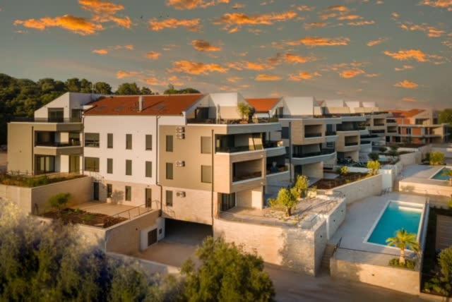 Luxury Apartment Anto With Sea View And Balcony Banjole Bagian luar foto